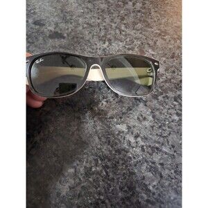 Ray-Ban New Wayfarer Black on Beige Sunglasses RB2132 875 52 / RB2132875-52